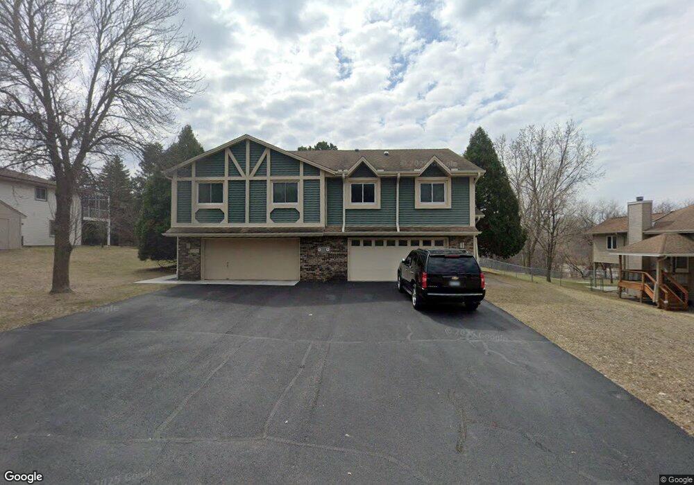 2577 Cedar Hills Dr, Hopkins, MN 55305 - photo 1