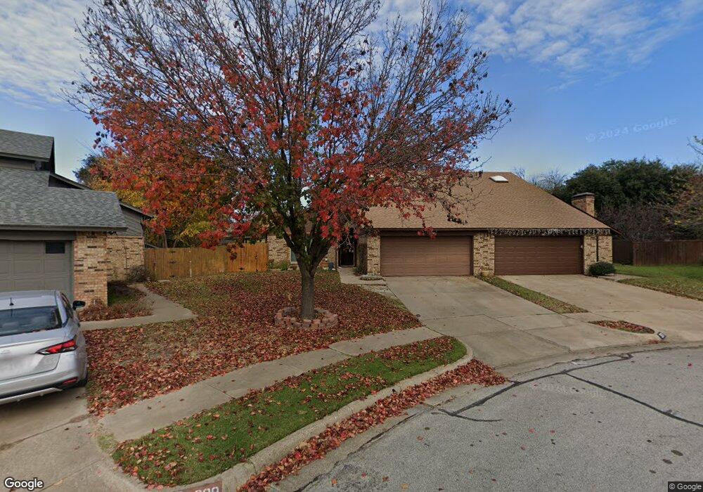 333 Mountain View Ct, Bedford, TX 76021 - photo 1