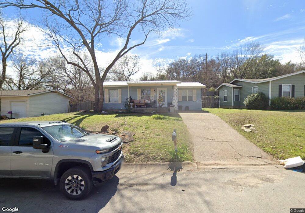 209 Live Oak Ln, Weatherford, TX 76086 - photo 1