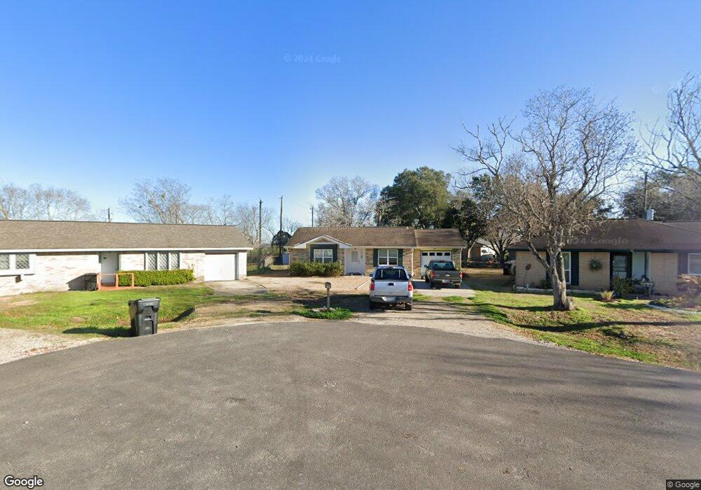414 N 9th St, Beasley, TX 77417 - photo 1