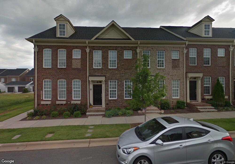 19847 Lamp Lighters Way unit Z 01, Cornelius, NC 28031 - photo 1