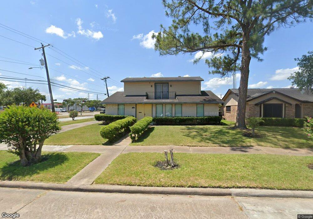 11526 Kirkvalley Dr, Houston, TX 77089 - photo 1