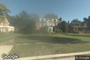 16 Oakland Park Blvd, Pleasant Ridge, MI 48069