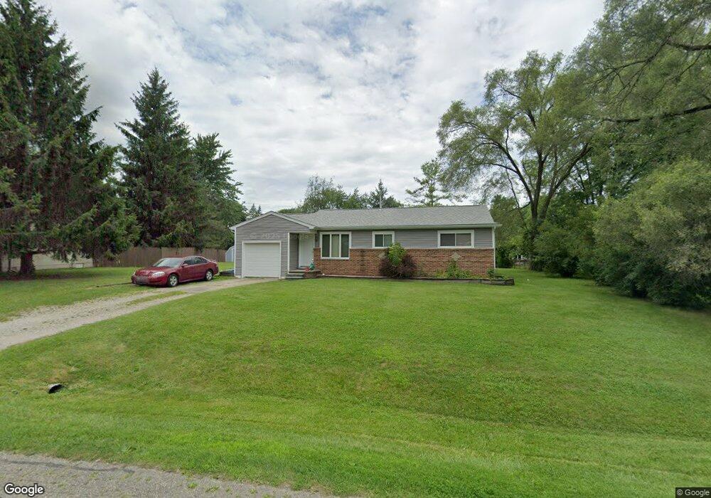 1846 Henbert Rd, West Bloomfield, MI 48324 - photo 1
