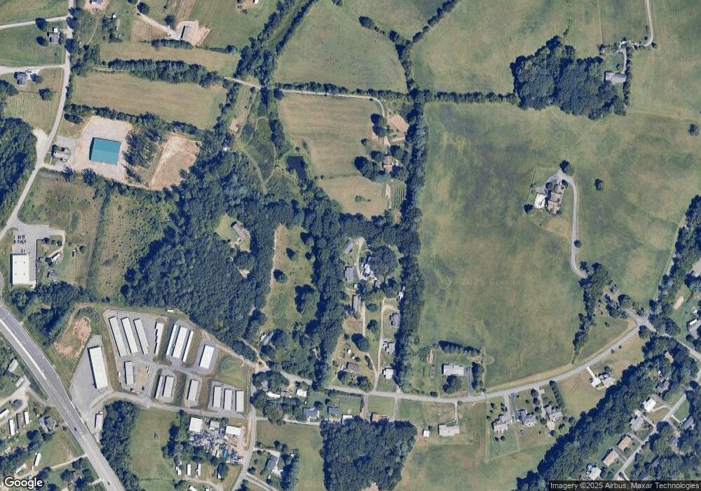 24 Bumble Bee Gardens, Asheville, NC 28806 - photo 1