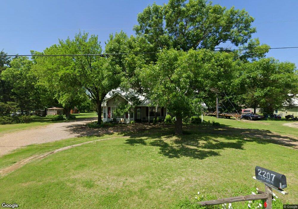 2207 Aspen Rd, Gainesville, TX 76240 - photo 1