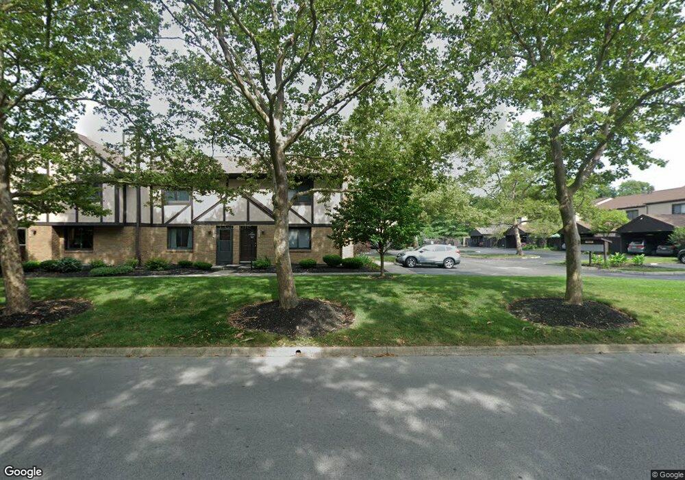 5348 Shannon Ln unit 68, Columbus, OH 43235 - photo 1