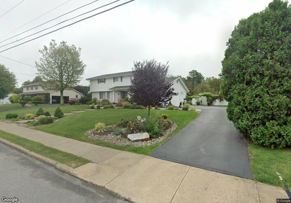 121 Wilson Dr, Hazleton, PA 18201 - photo 1