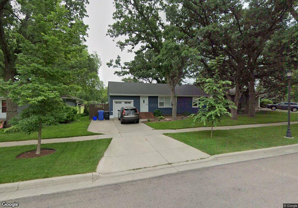 42 18th Ave N, Fargo, ND 58102 - photo 1