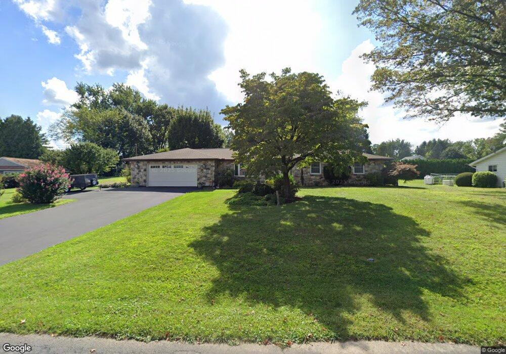 4838 Apple Ln, Center Valley, PA 18034 - photo 1