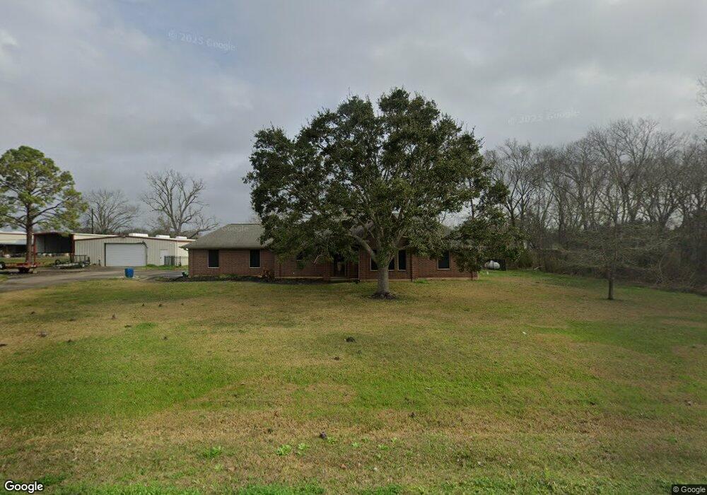 5301 E Zephyr Dr, Alvin, TX 77511 - photo 1