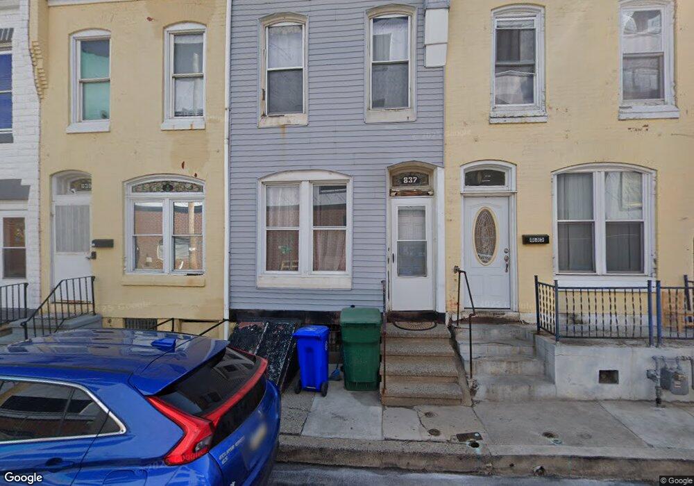 837 Moss St, Reading, PA 19604 - photo 1