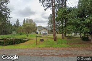 190 Detrick Dr, Grants Pass, OR 97527