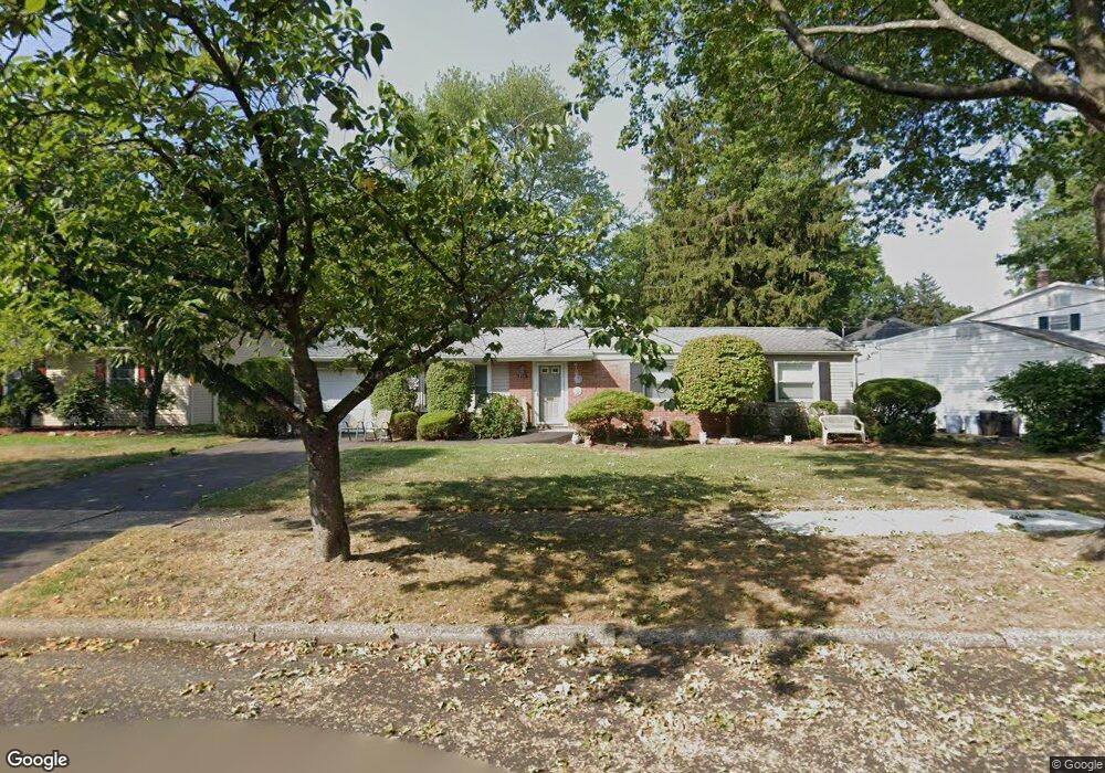 204 Beech Dr S, River Edge, NJ 07661 - photo 1