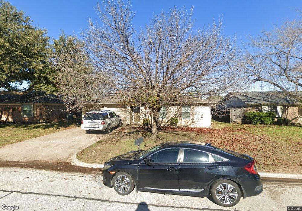 8249 Irish Dr, North Richland Hills, TX 76180 - photo 1