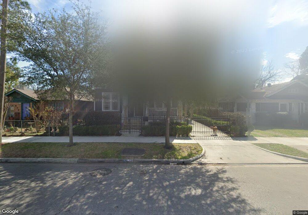 634 E 14th St, Houston, TX 77008 - photo 1