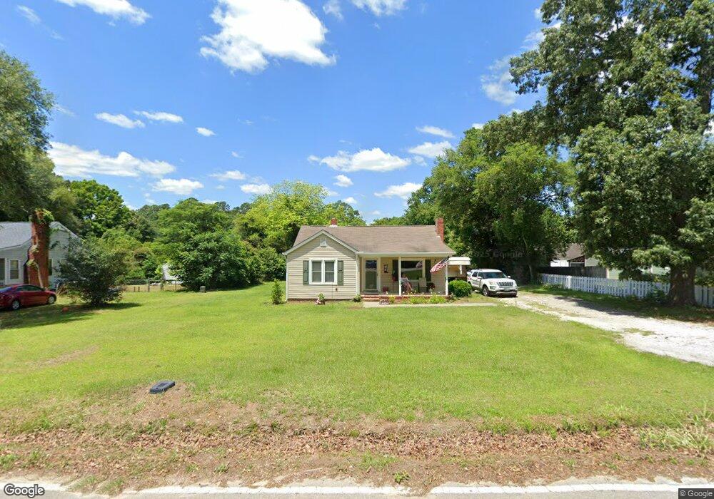 1513 E Lee St, Camden, SC 29020 - photo 1