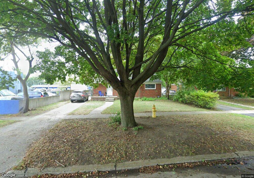 23041 Majestic St, Oak Park, MI 48237 - photo 1