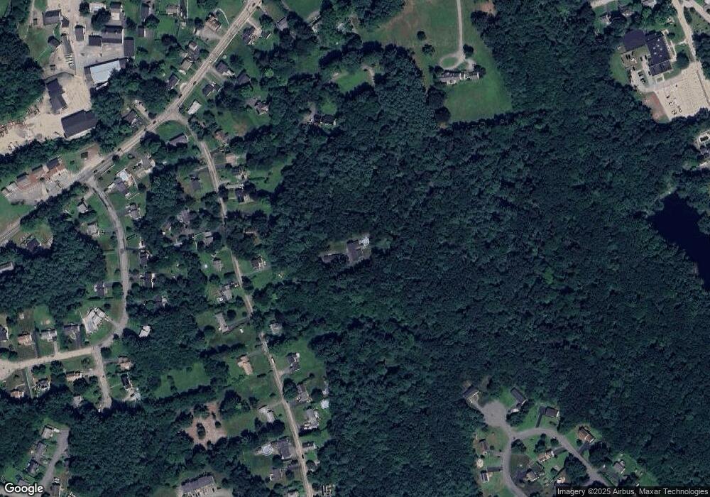 16 Franklin St, Douglas, MA 01516 - photo 1