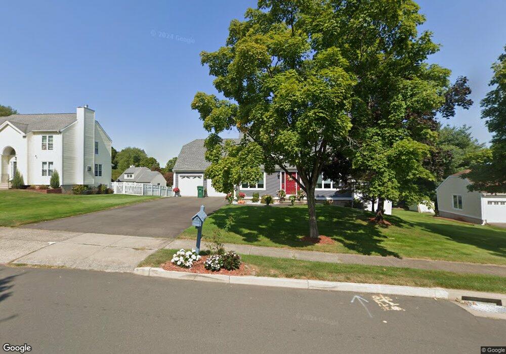 45 Ledgebrook Ln, Middletown, CT 06457 - photo 1