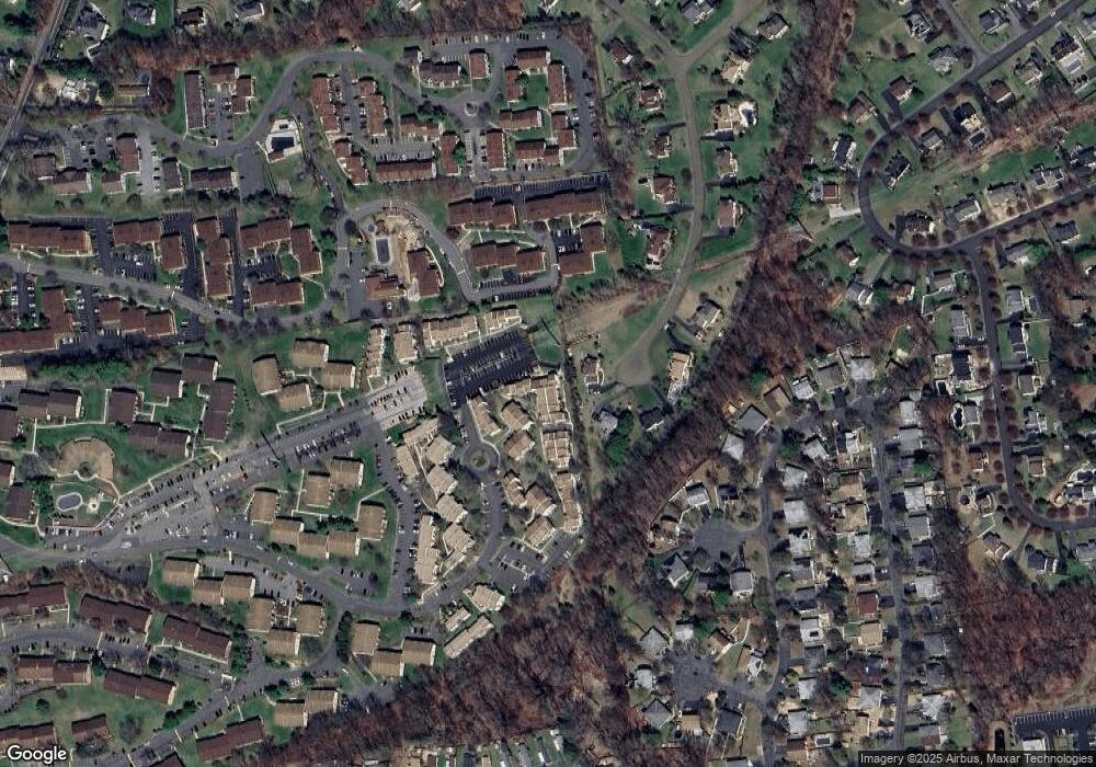 488 Country Club Ln unit 488, Pomona, NY 10970 - photo 1