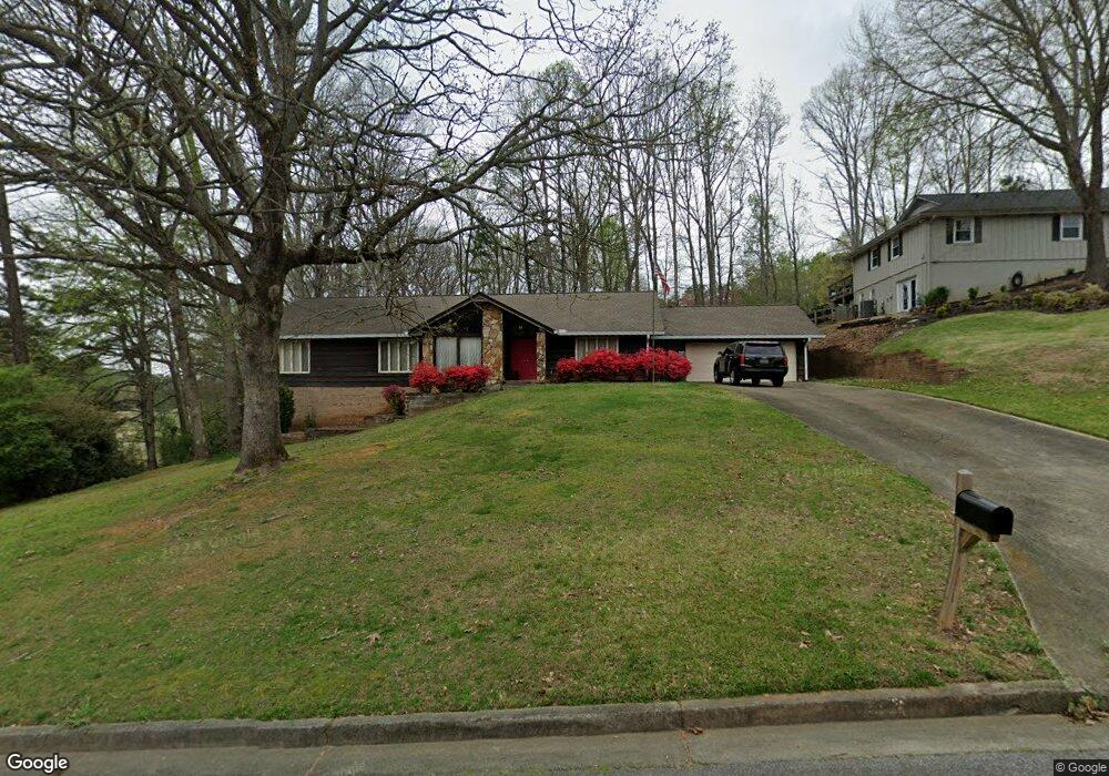 315 Fallen Leaf Ln, Roswell, GA 30075 - photo 1