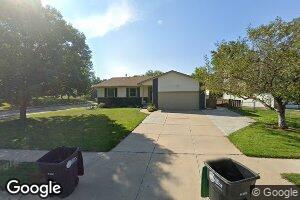 15855 O Cir, Omaha, NE 68135
