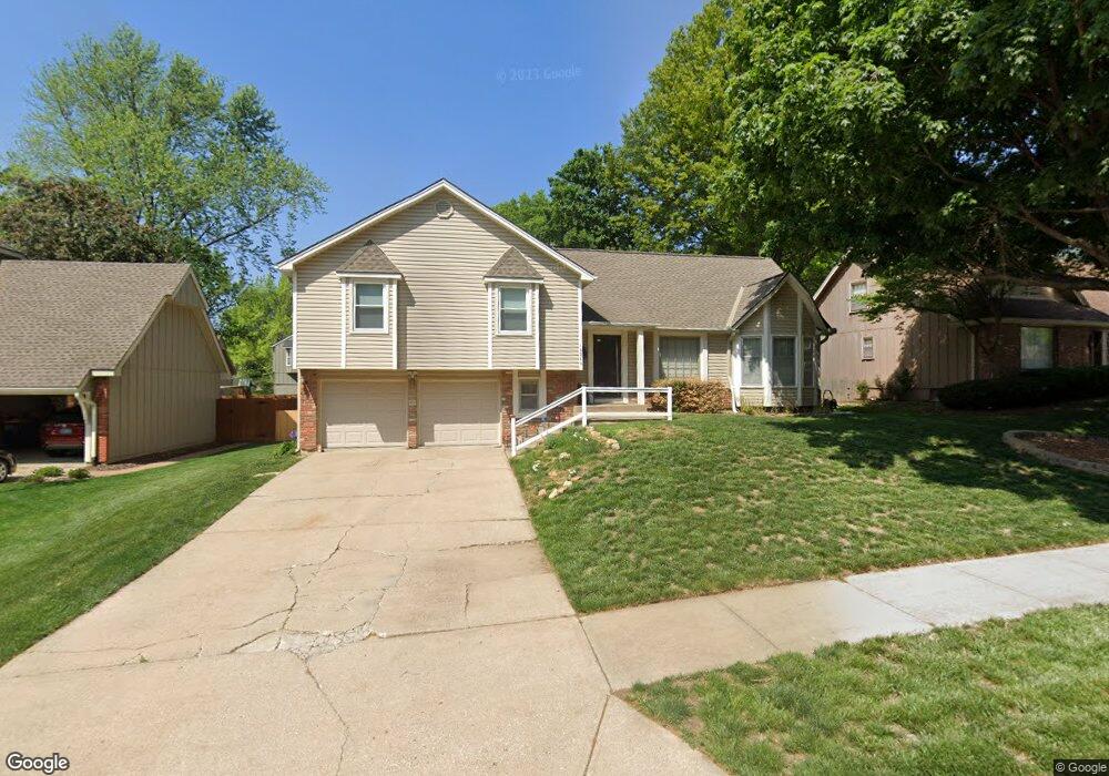 10340 Monrovia St, Lenexa, KS 66215 - photo 1