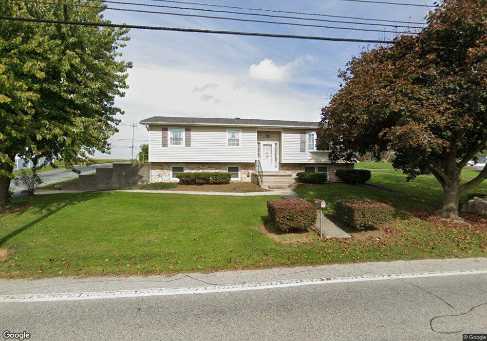 1605 E Derry Rd, Hershey, PA 17033 - photo 1