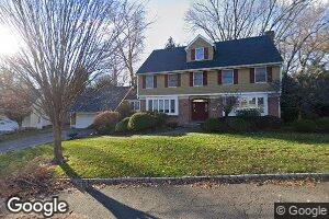 29 Stewart St, Demarest, NJ 07627
