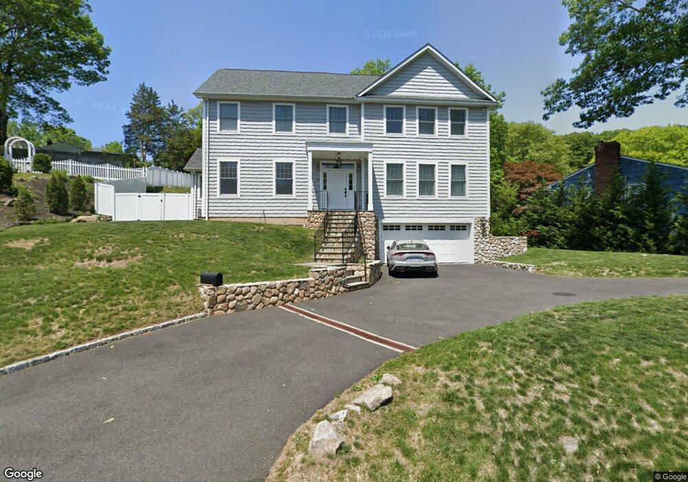 32 Angelus Dr, Greenwich, CT 06831 - photo 1