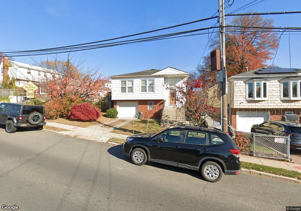 807 Bement Ave, Staten Island, NY 10310 - photo 1