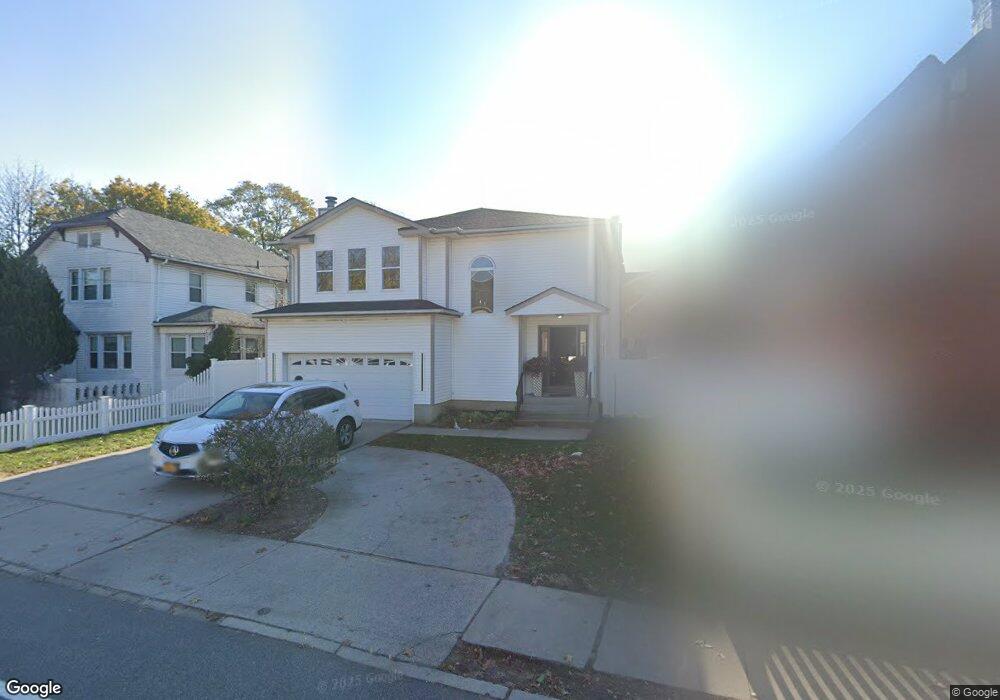 495 W Broadway, Cedarhurst, NY 11516 - photo 1