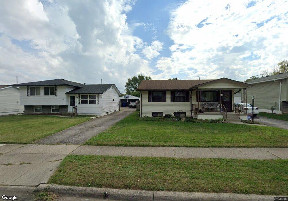 1823 Brookfield Rd, Columbus, OH 43229 - photo 1