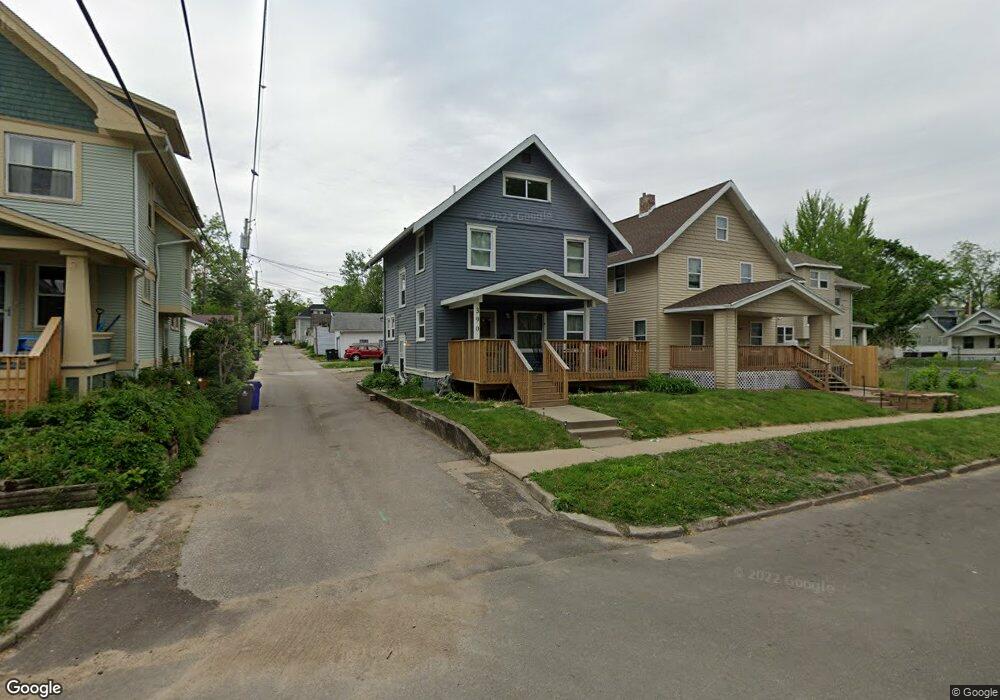 390 18th St Seee, Cedar Rapids, IA 52403 - photo 1