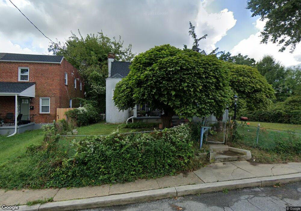 2929 Edgecombe Cir N, Baltimore, MD 21215 - photo 1