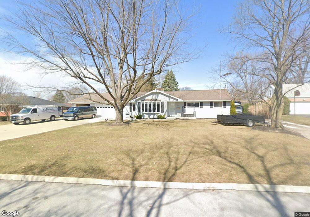 1310 Glen Rd, Findlay, OH 45840 - photo 1