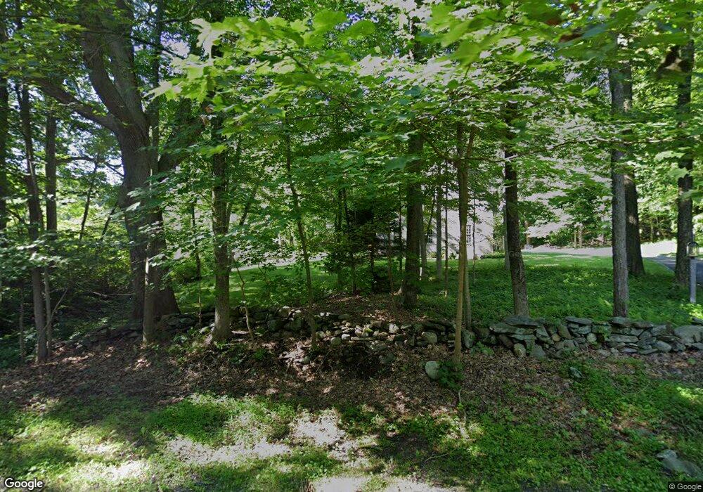 37 Wayside Ln, Redding, CT 06896 - photo 1