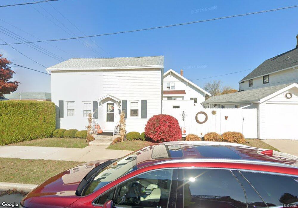 1318 21st St, Two Rivers, WI 54241 - photo 1