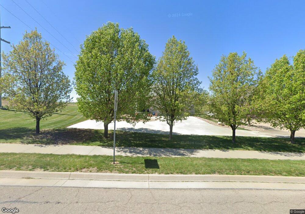 4045 SW Wanamaker Rd, Topeka, KS 66610 - photo 1