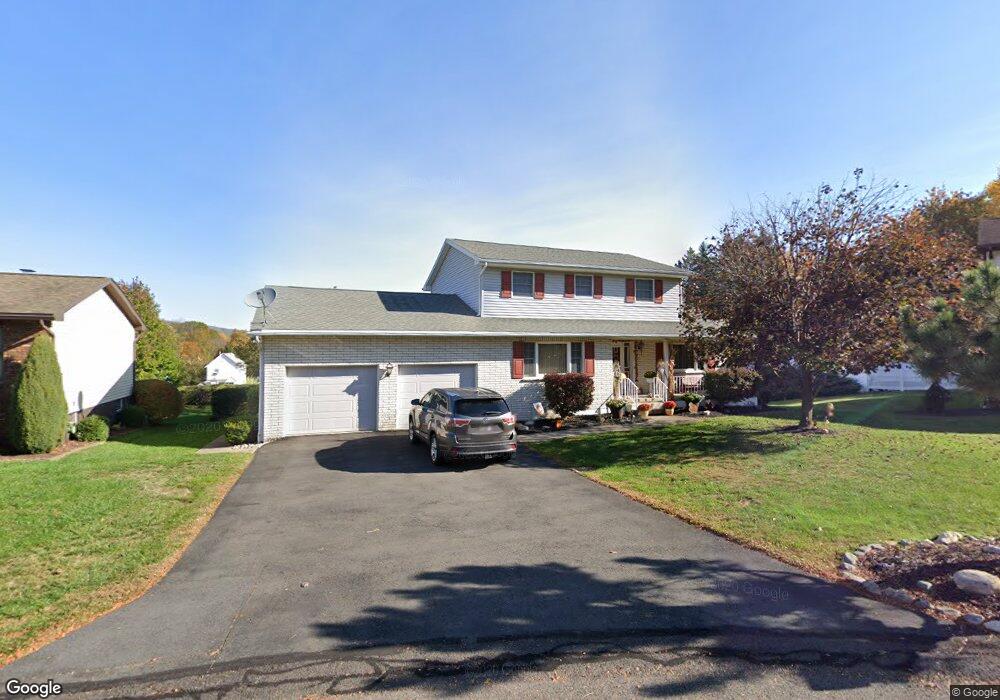 11 Marion Cir, Olyphant, PA 18447 - photo 1