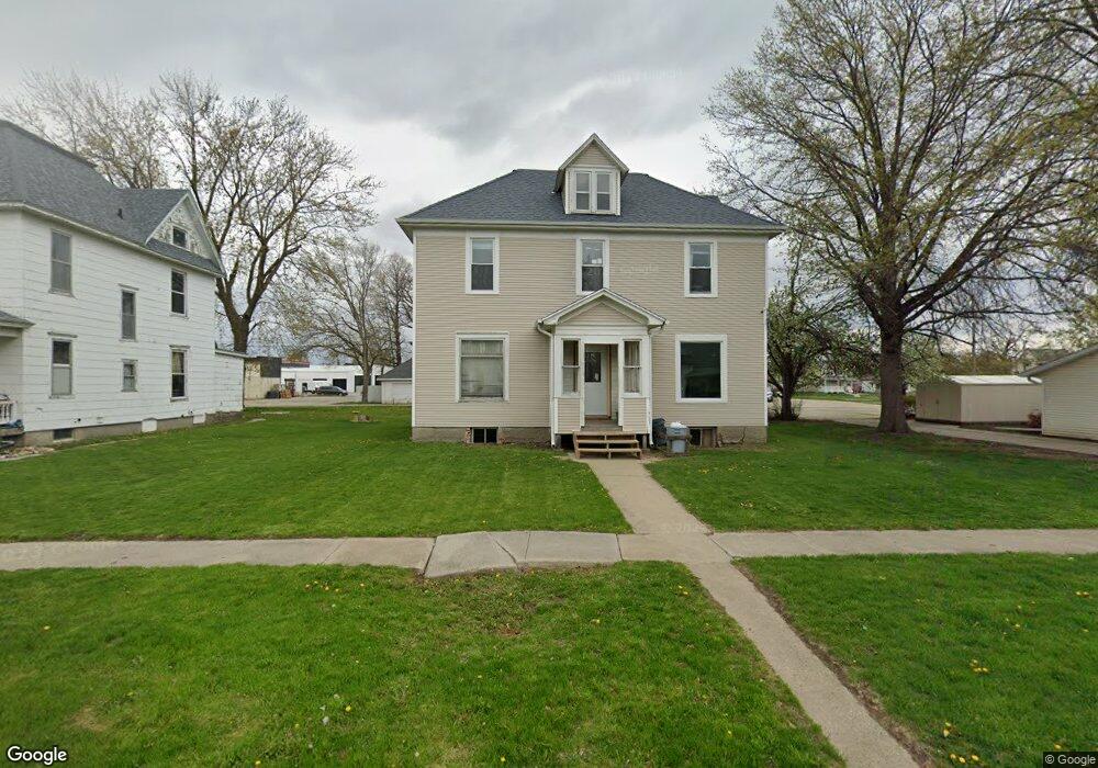 418 S 2nd Ave E, Newton, IA 50208 - photo 1