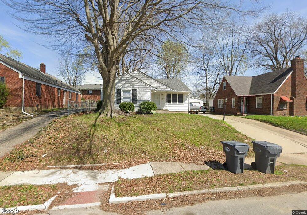 624 Henry St, Anderson, IN 46016 - photo 1