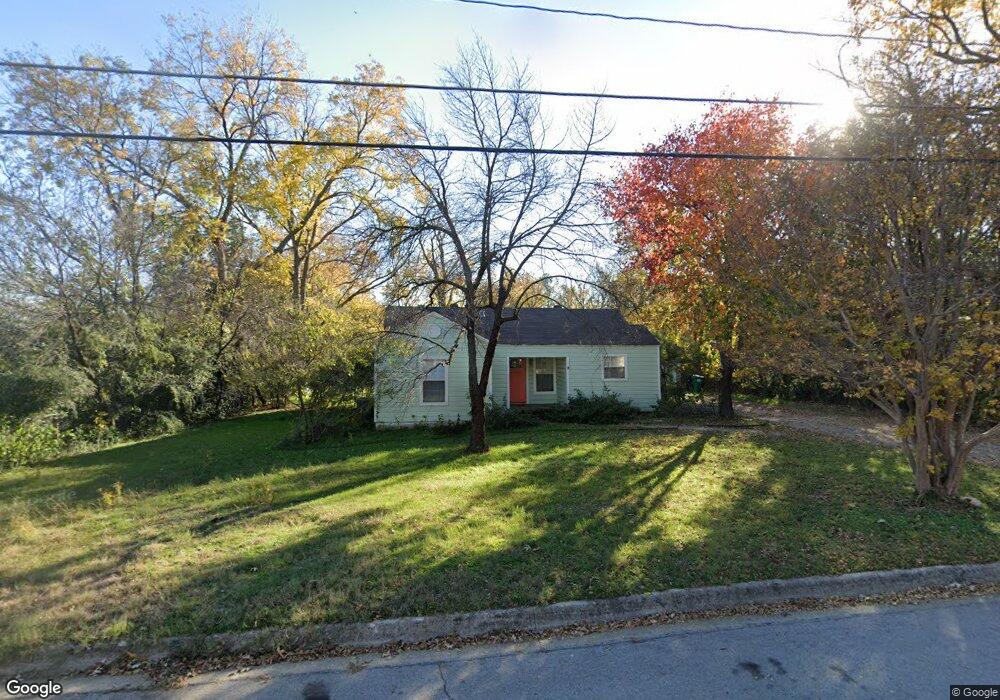 1511 Lindsey St, Denton, TX 76205 - photo 1