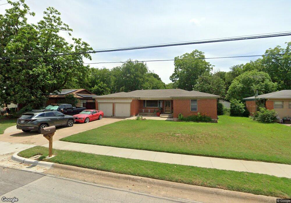 420 Souder Dr, Hurst, TX 76053 - photo 1