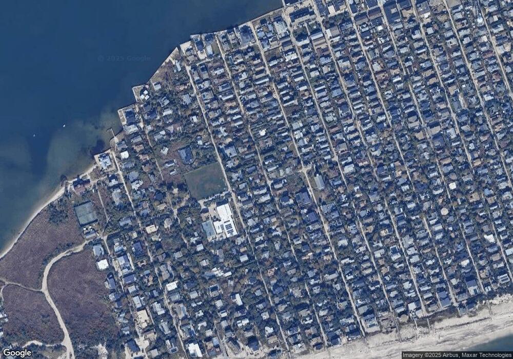 290 Wilmot Rd, Ocean Beach, NY 11770 - photo 1