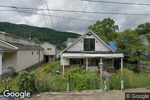 207 1st Ave, Glasgow, WV 25086