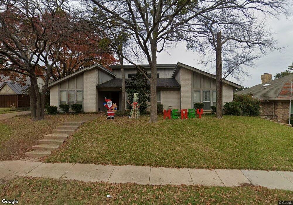 409 Blue Jay Ct, Bedford, TX 76021 - photo 1