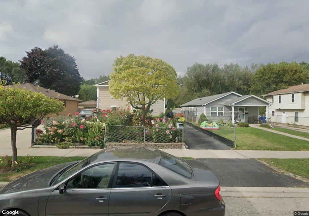 1702 11th St, Waukegan, IL 60085 - photo 1