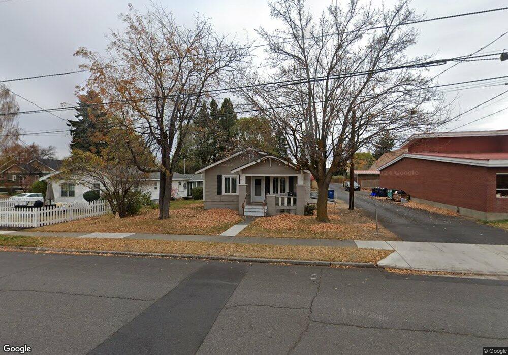 1114 SW Evergreen Ave, Redmond, OR 97756 - photo 1